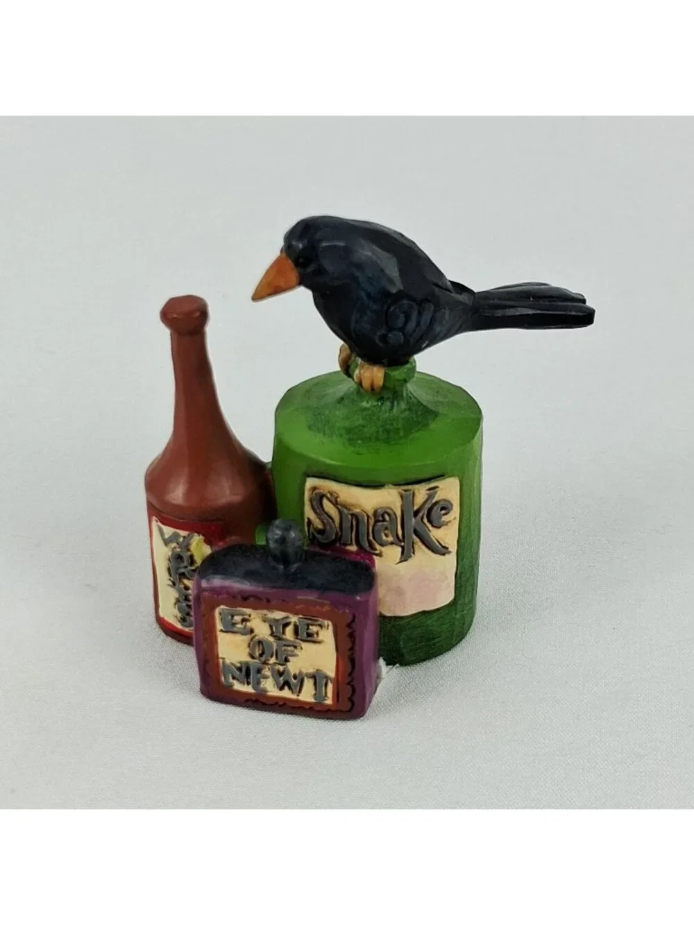 Enesco Jim Shore Heartwood Creek Halloween Potion Bottles Figurine Crow Accent